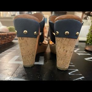 TOMMY HILFIGER SLIDES • BRAND NEW •